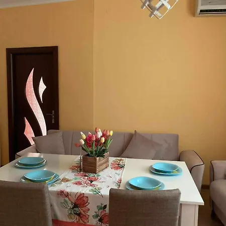 아파트 Sunny Cozy *